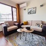 Mountain Cedar Pine 1 Bedroom Near Gondola Банско