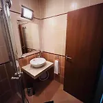 Mountain Cedar Pine 1 Bedroom Near Gondola Апартамент