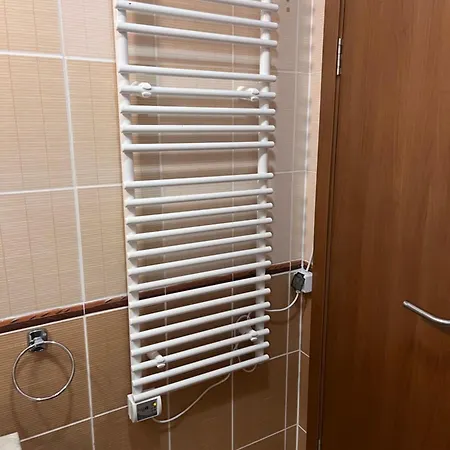 アパート Mountain Cedar Pine 1 Bedroom Near Gondola バンスコ