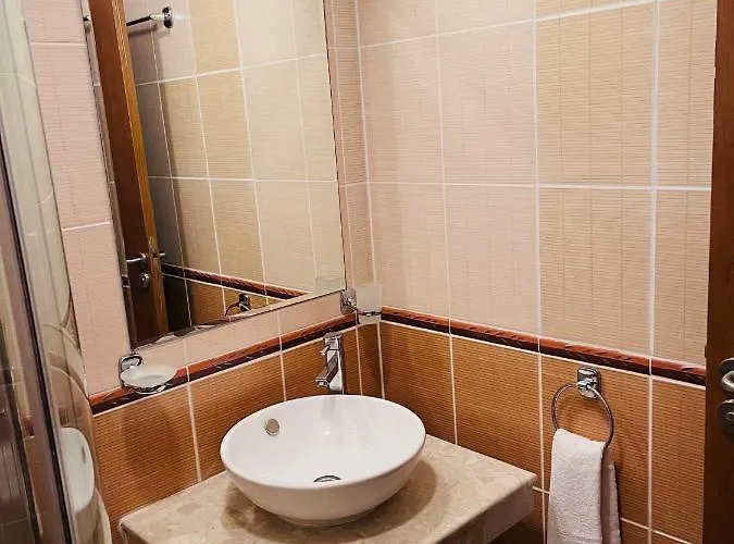 Mountain Cedar Pine 1 Bedroom Near Gondola